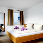Am Stadthafen - 200m Zur Ostsee アパート