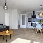 Am Stadthafen - 200m Zur Ostsee アパート